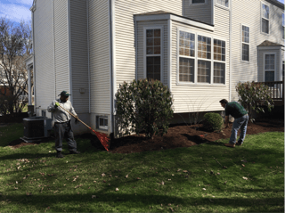 Spring Mulching in St. Louis, MO