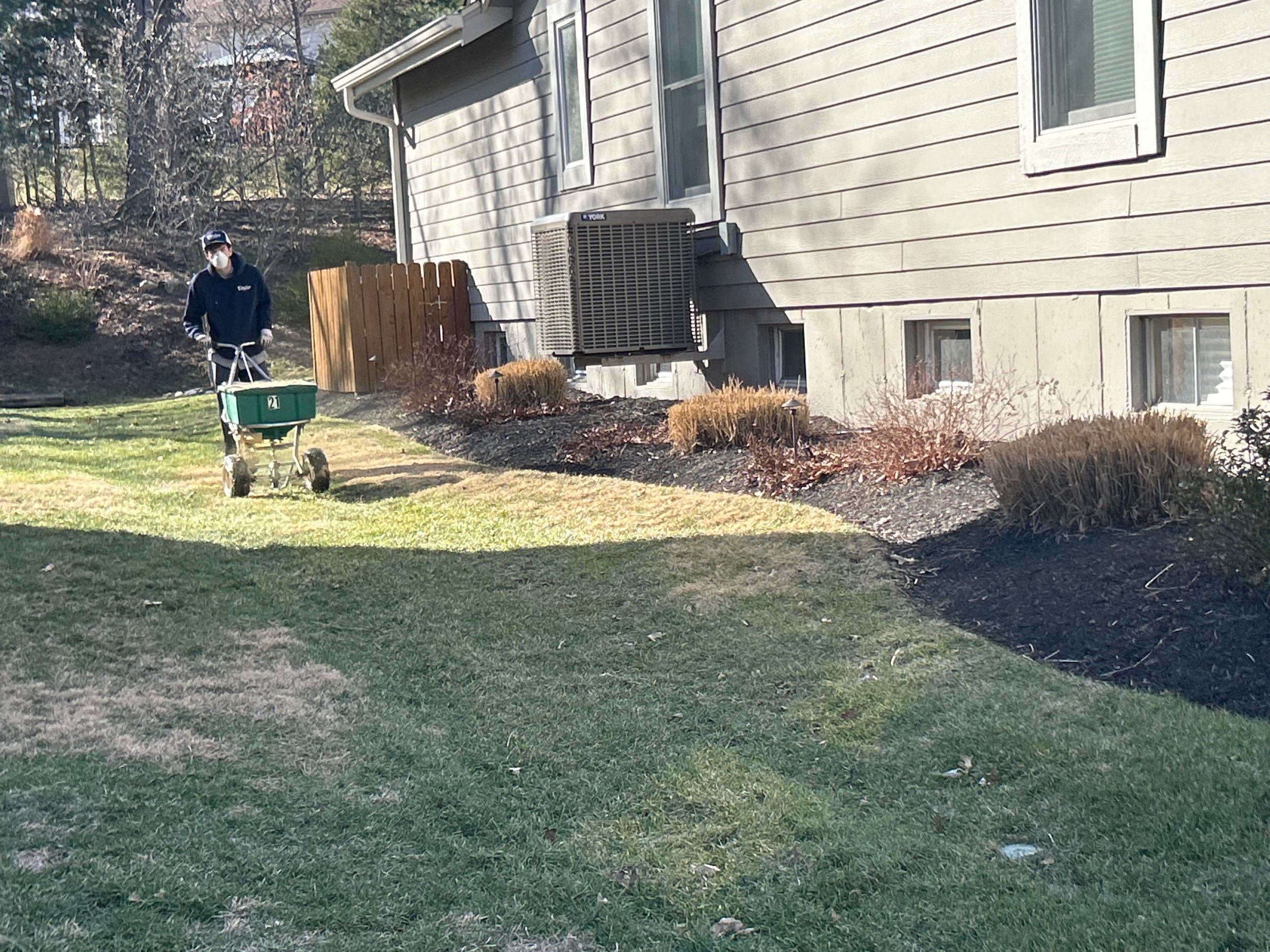 b1ee2523-f61d-4c58-9105-7d9ce838d636